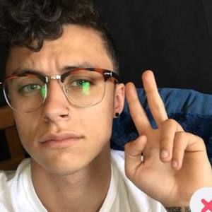 Meet your Posher, Chris